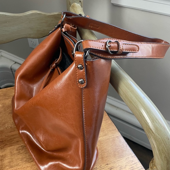 Genuine leather, artisan shoulder bag - Picture 3 of 6